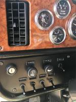 PETERBILT 377