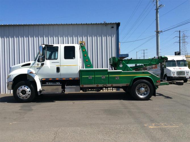 INTERNATIONAL DURASTAR 4300