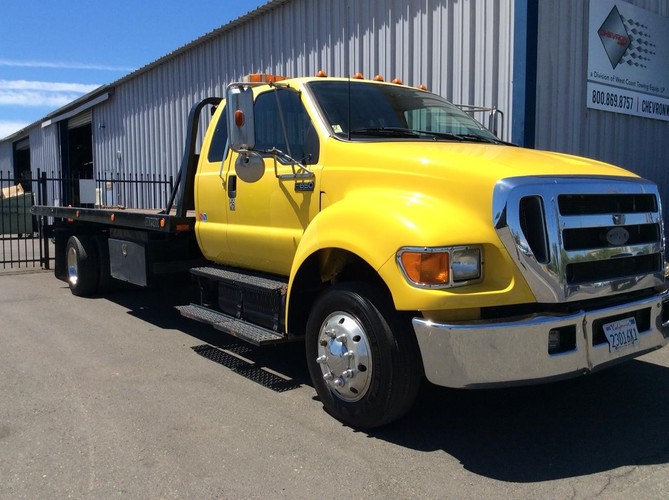 FORD F650 XLT