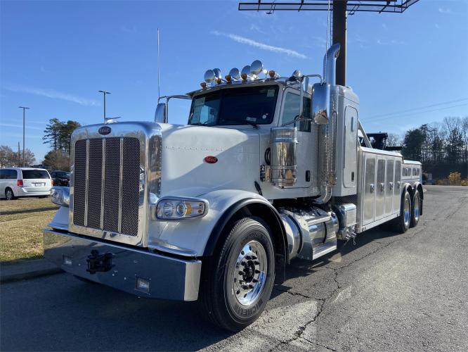 PETERBILT 389
