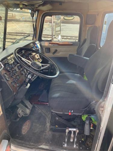 PETERBILT 379