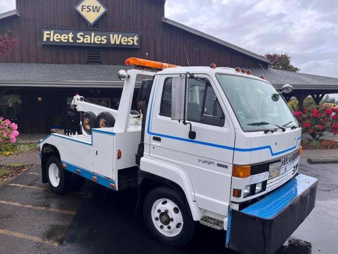 ISUZU NPR