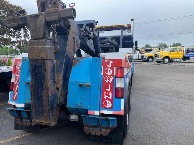 PETERBILT 377