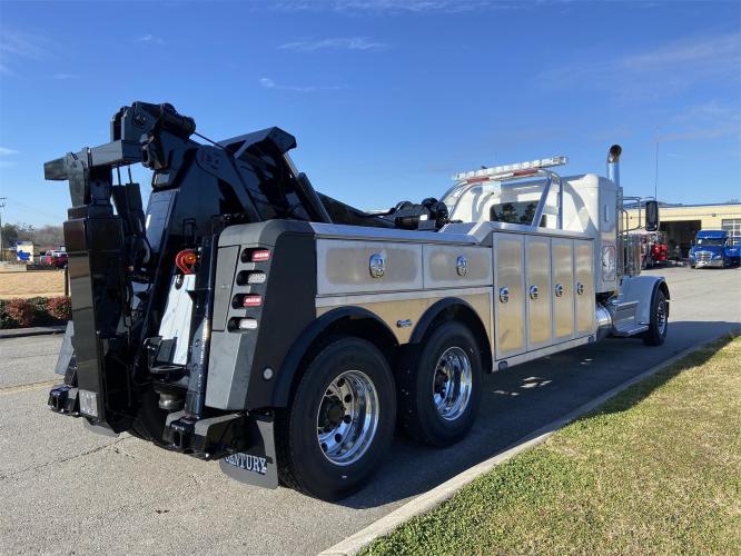 PETERBILT 389