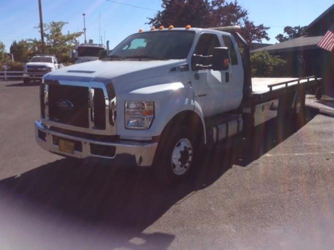 FORD F650 XLT