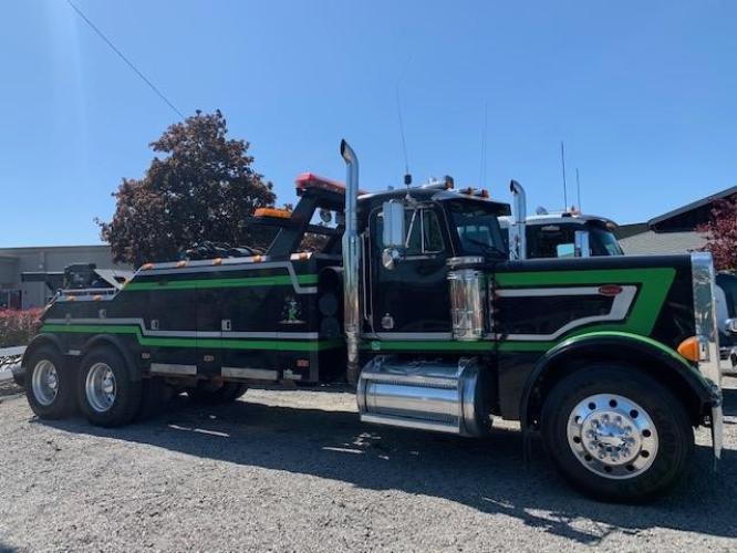 PETERBILT 379