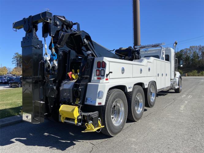 KENWORTH T880