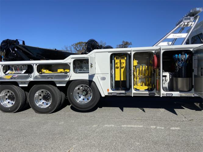 KENWORTH T880
