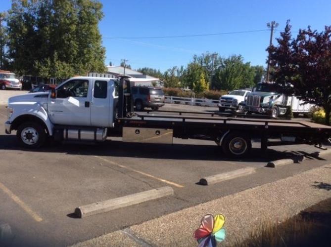 FORD F650 XLT
