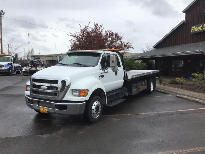 FORD F650 XLT