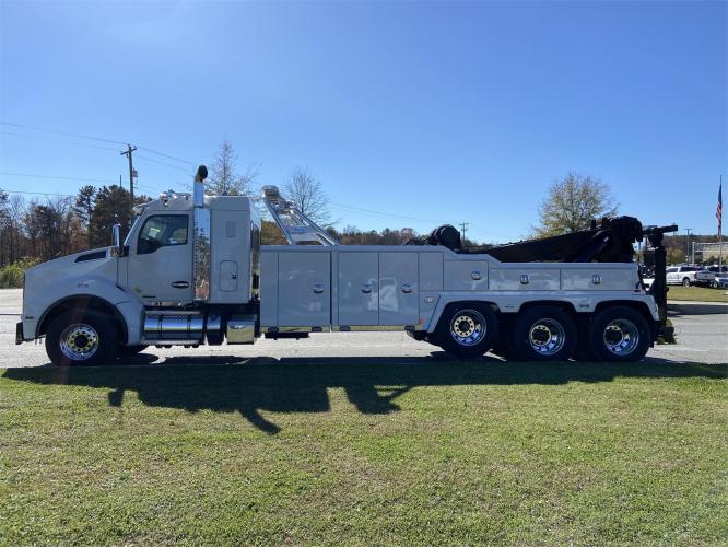 KENWORTH T880