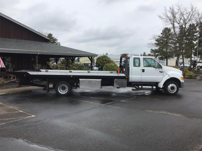 FORD F650 XLT