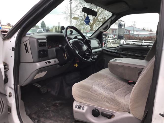 FORD F650 XLT