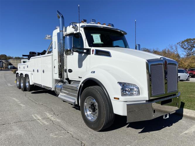 KENWORTH T880