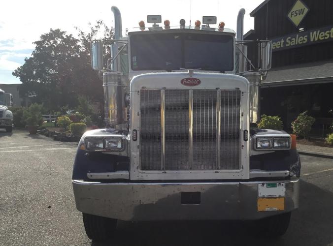 PETERBILT 379