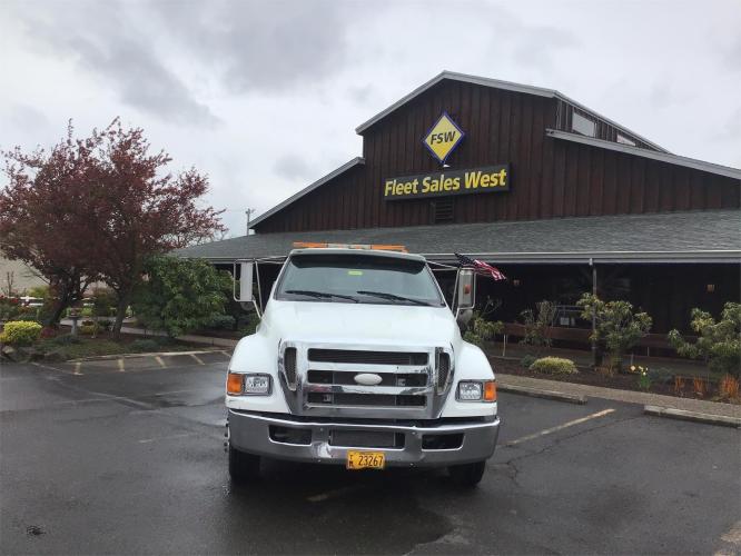 FORD F650 XLT