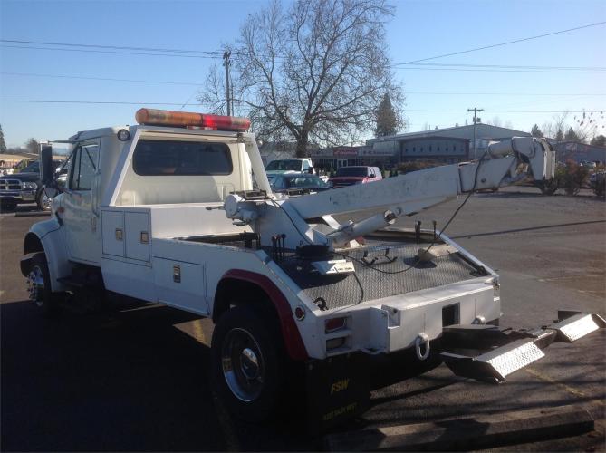 INTERNATIONAL 4700