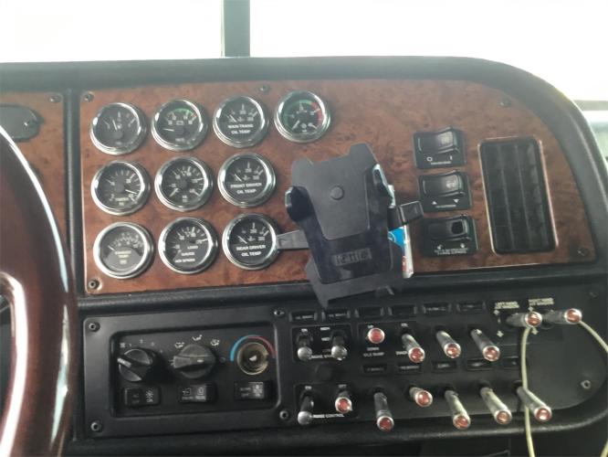 PETERBILT 379