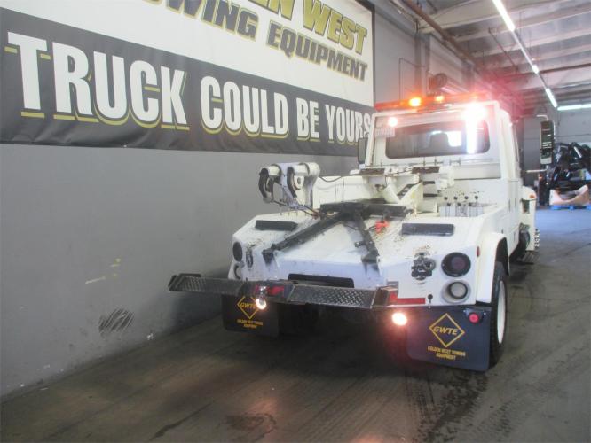 INTERNATIONAL 4300