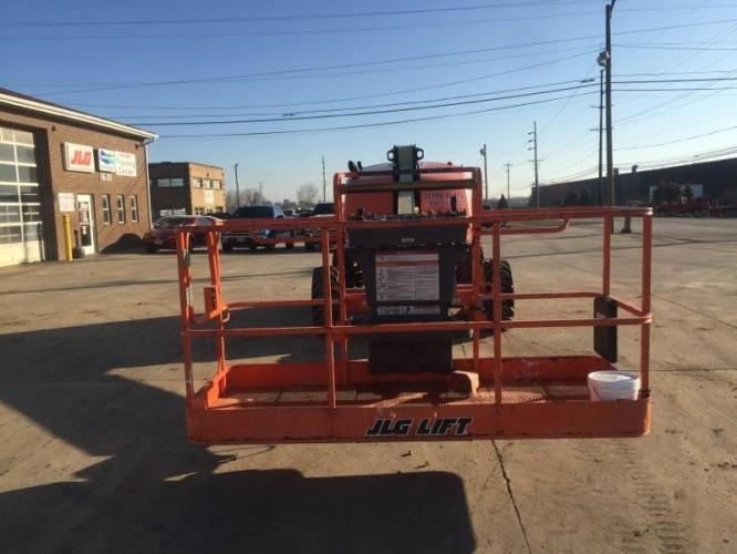 JLG 400S