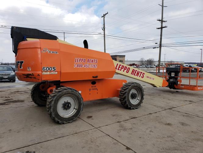 JLG 600S