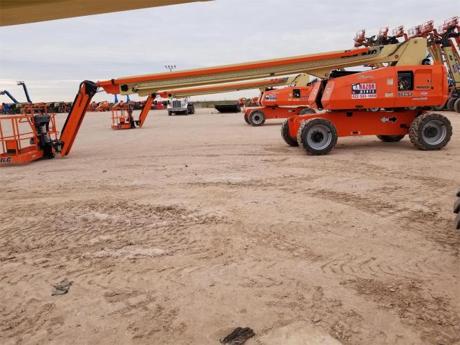 JLG 860SJ