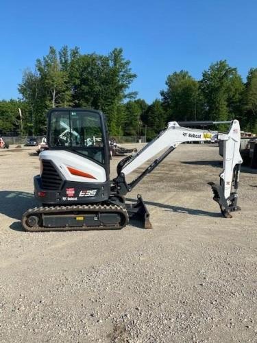 BOBCAT E35