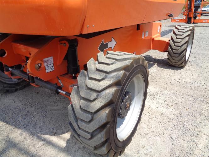 JLG 860SJ