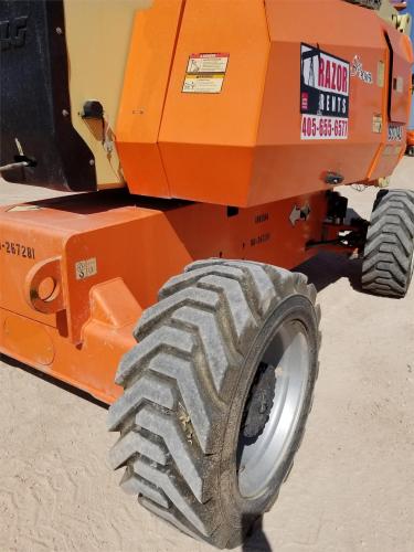 JLG 800AJ