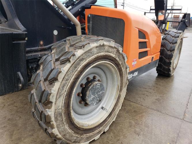 JLG G10-43A