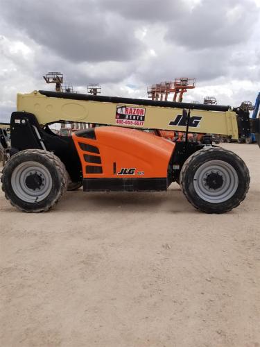 JLG 943
