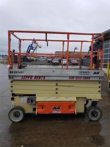 JLG 3246ES