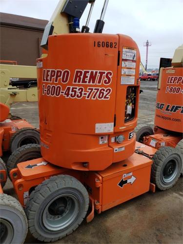 JLG E300AJP