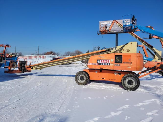 JLG 800S