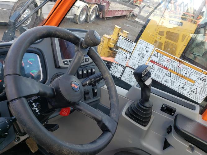 JLG 1644