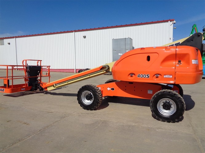 JLG 400S