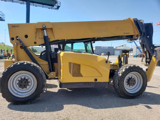 CATERPILLAR TL1055C