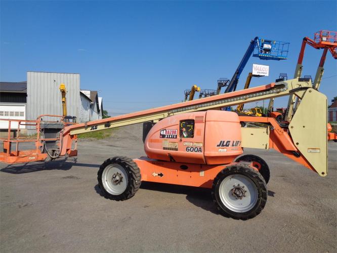 JLG 600A