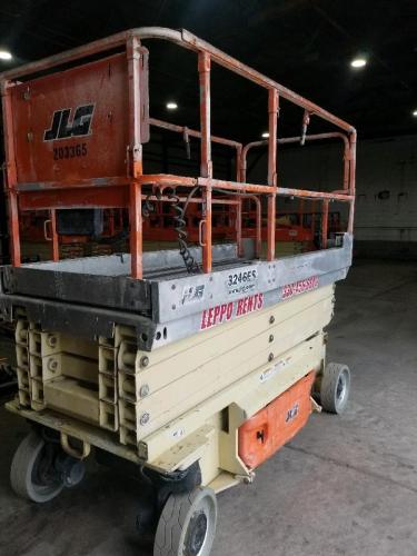JLG 3246ES