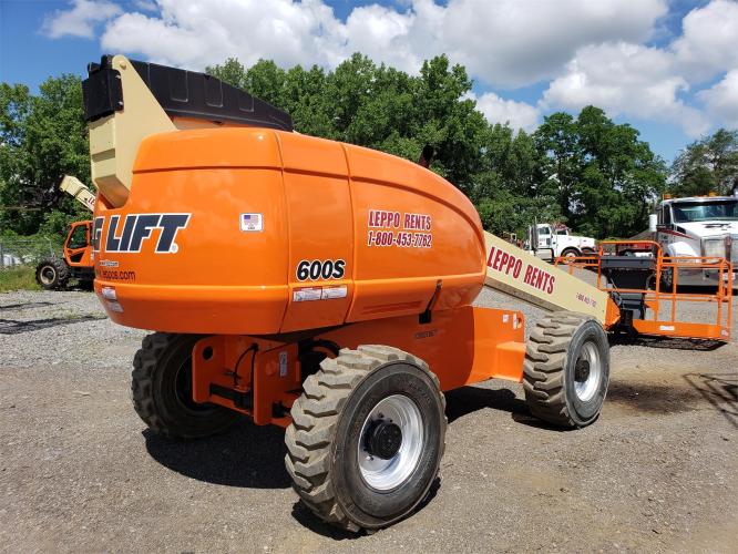 JLG 600S