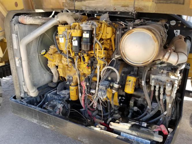 CATERPILLAR TL1055