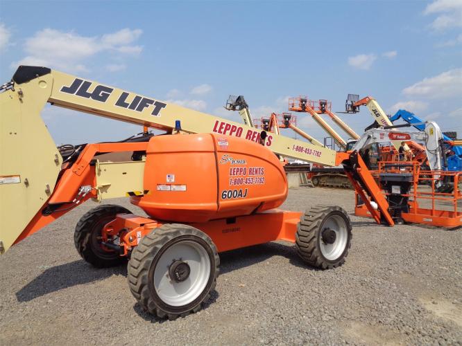 JLG 600AJ