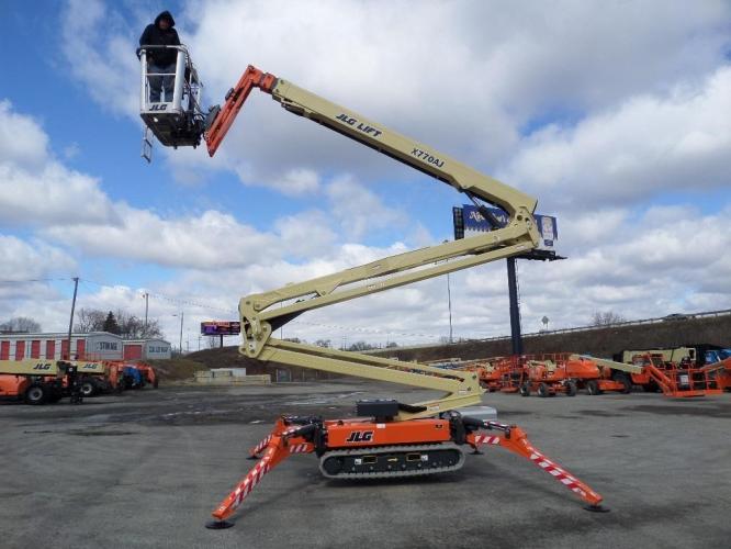 JLG X770AJ