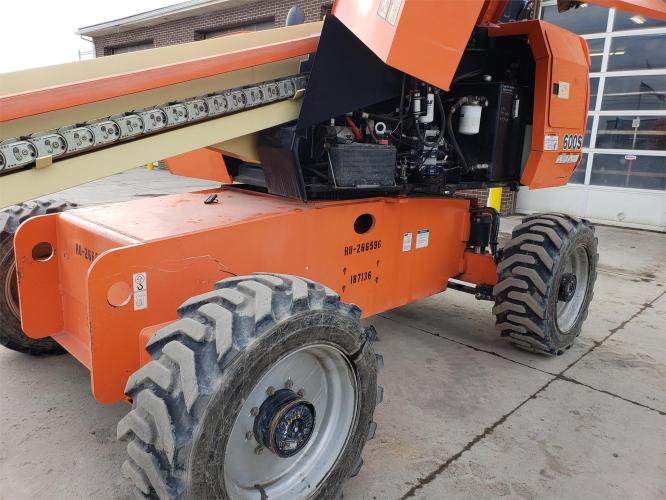 JLG 600S