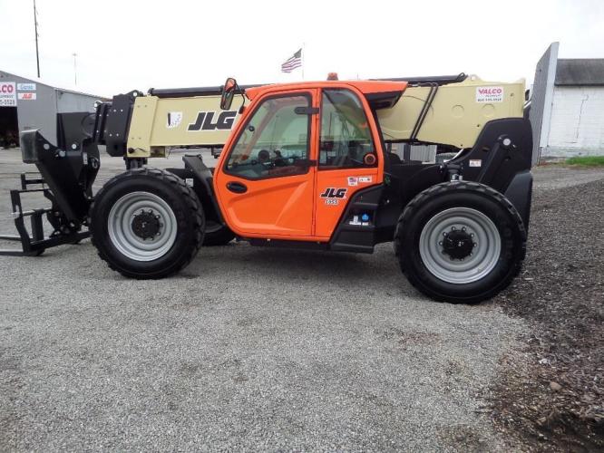 JLG 1055