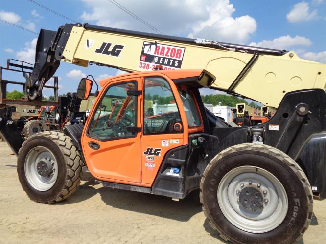 JLG 1055