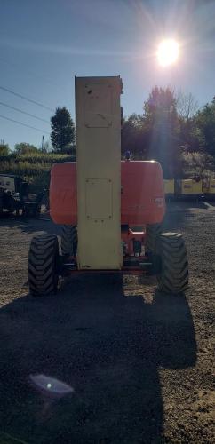 JLG 800AJ