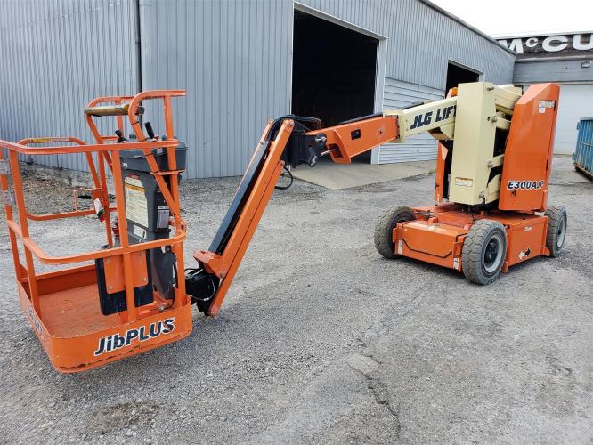JLG E300AJP