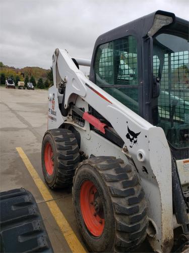 BOBCAT S740