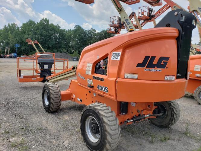 JLG 400S